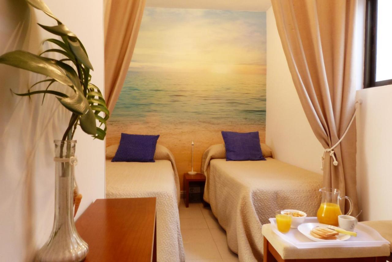 Studio With Access To The Garden. Open Pool. Beach Very Close. Wifi & Netflix Free Apartment Benalmádena Exterior photo