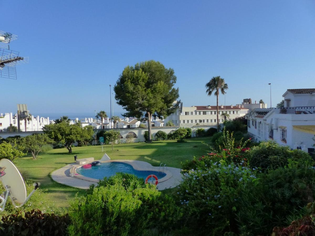 Studio With Access To The Garden. Open Pool. Beach Very Close. Wifi & Netflix Free Apartment Benalmádena Exterior photo