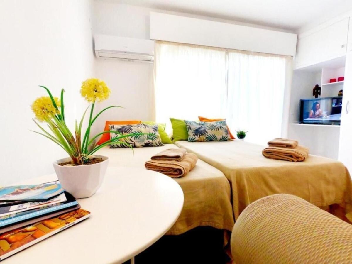 Studio With Access To The Garden. Open Pool. Beach Very Close. Wifi & Netflix Free Apartment Benalmádena Exterior photo