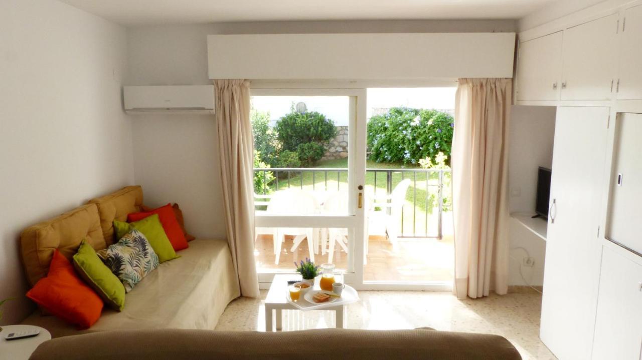 Studio With Access To The Garden. Open Pool. Beach Very Close. Wifi & Netflix Free Apartment Benalmádena Exterior photo